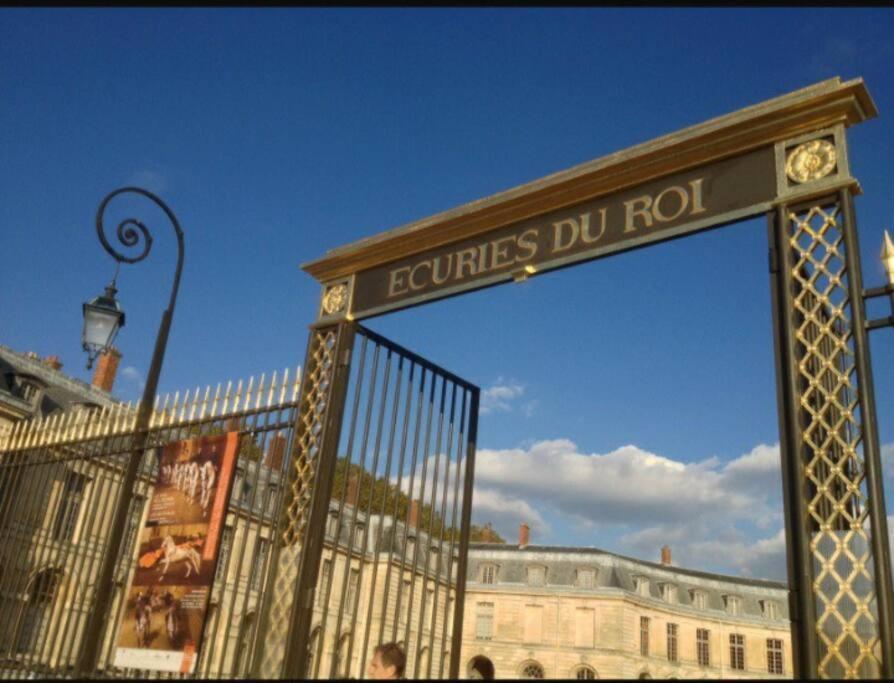 Le Lumineux 50 M² Gare/Chateau/Wifi/Netflix Versailles Bagian luar foto