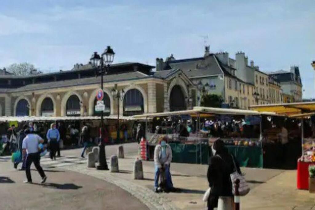 Le Lumineux 50 M² Gare/Chateau/Wifi/Netflix Versailles Bagian luar foto