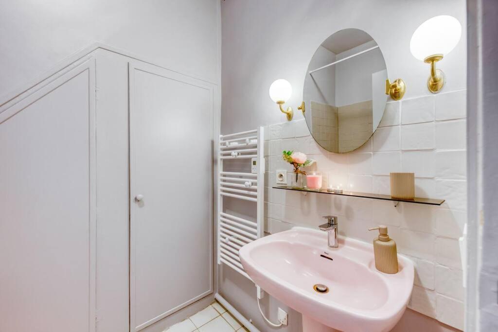 Le Lumineux 50 M² Gare/Chateau/Wifi/Netflix Versailles Bagian luar foto